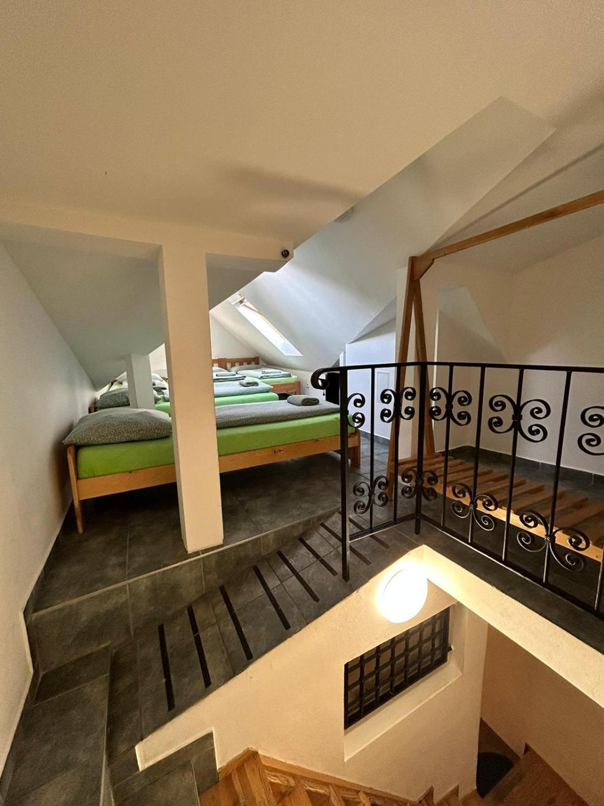 Zmrzlinovy Domecek Apartment Mikulov Exterior foto