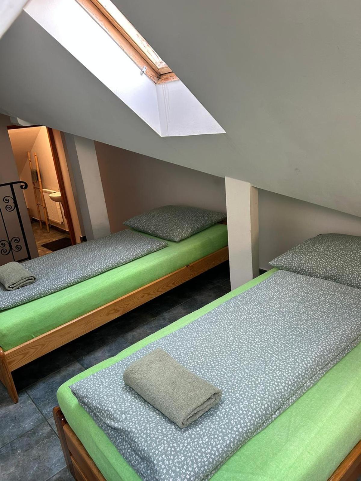 Zmrzlinovy Domecek Apartment Mikulov Exterior foto